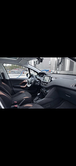 Peugeot 208 7 of 7