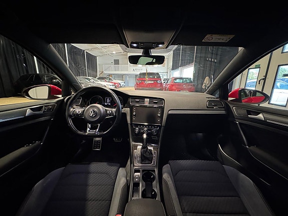 Volkswagen Golf I 9 of 16