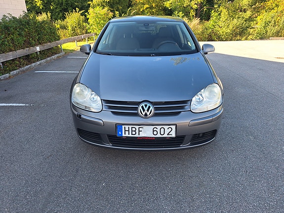 Volkswagen Golf V 15 of 15