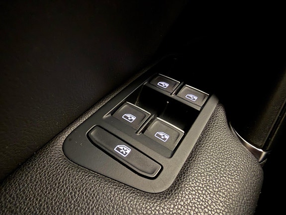 Volkswagen Golf I 23 of 28