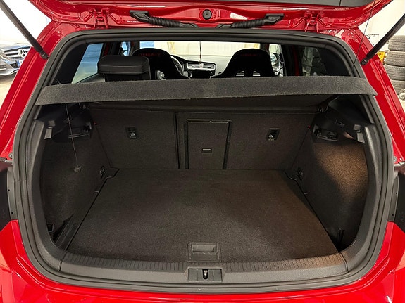 Volkswagen Golf I 27 of 28