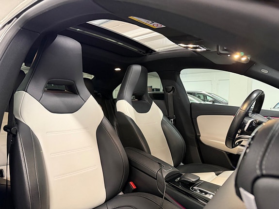 Mercedes-Benz CLA220 23 of 24