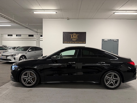 Mercedes-Benz CLA220 8 of 24
