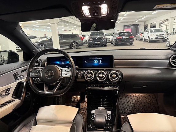 Mercedes-Benz CLA220 16 of 24