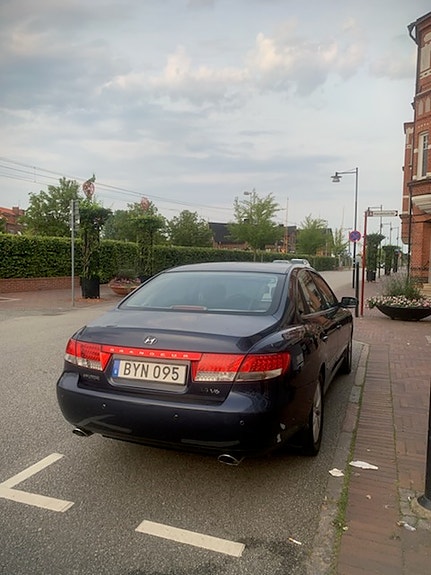 Hyundai Grandeur 4 of 8