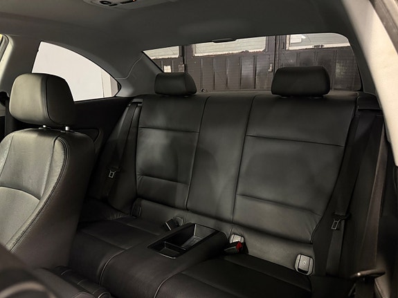 BMW 135i 14 of 28