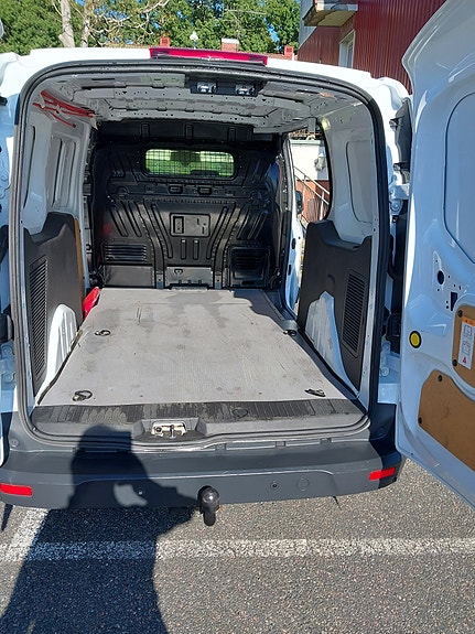 Ford Transit Connect 5 of 5