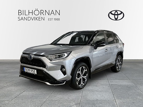 Toyota RAV4 2 of 27