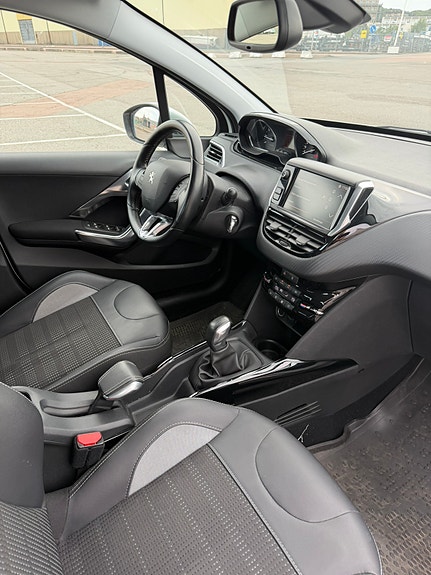 Peugeot 2008 14 of 19