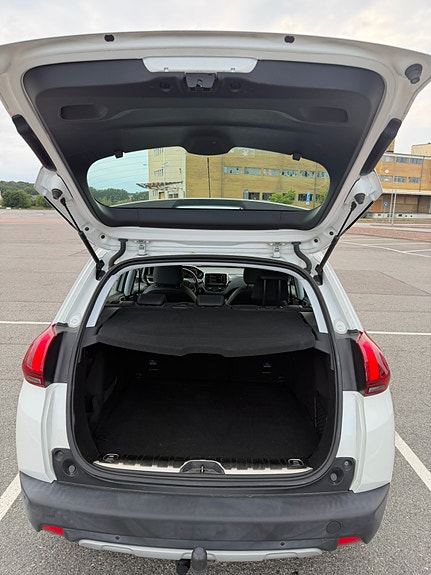 Peugeot 2008 10 of 19