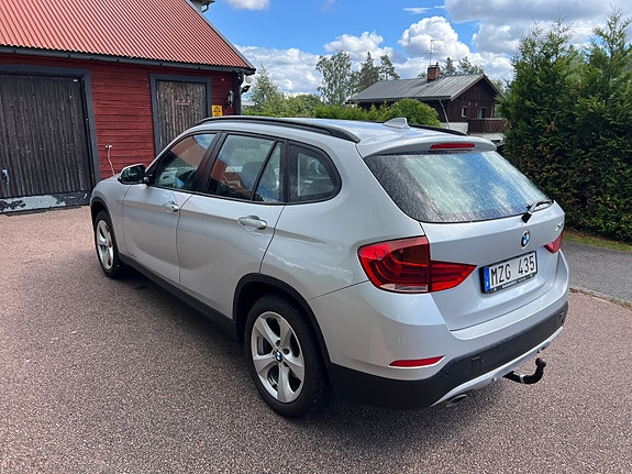 BMW X1 4 of 11