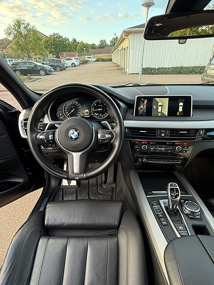 BMW X5 7 of 7