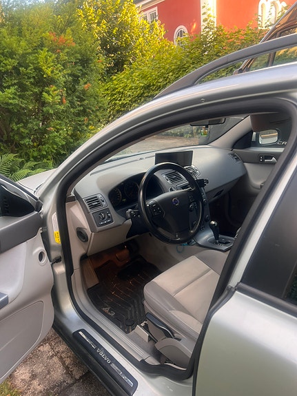 Volvo V50 3 of 6
