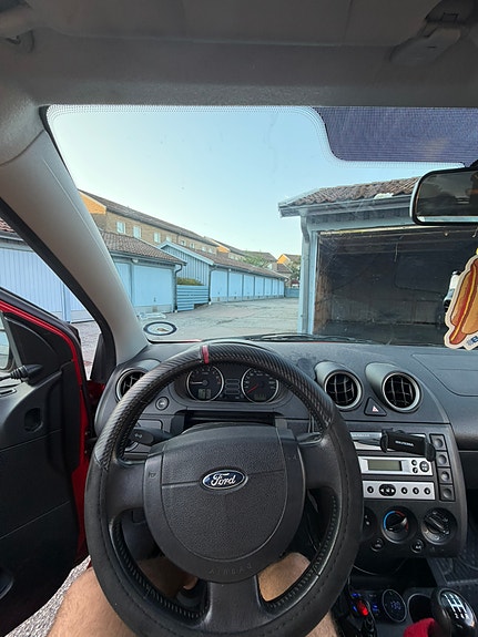 Ford Fiesta 9 of 10