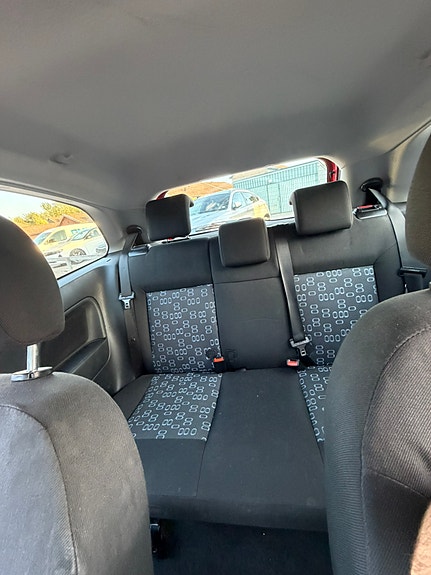 Ford Fiesta 10 of 10