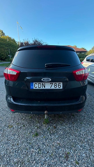 Ford C-Max 4 of 9