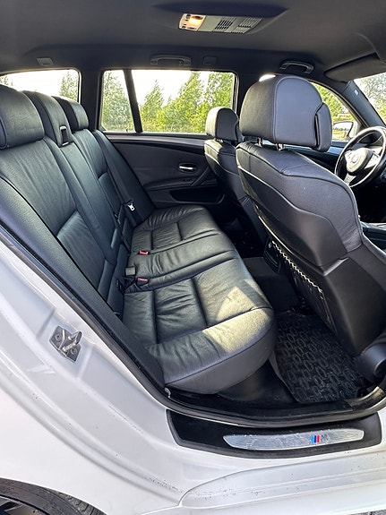 BMW 520d 23 of 30