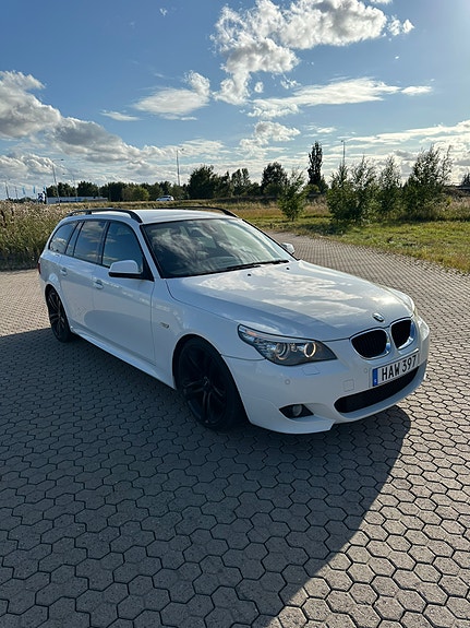 BMW 520d 8 of 30