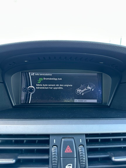 BMW 520d 27 of 30