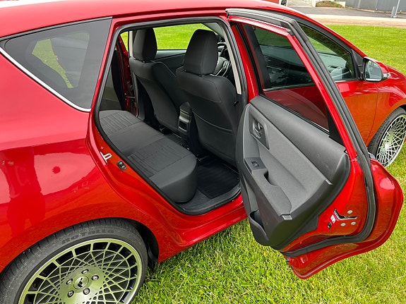 Toyota Auris 8 of 9