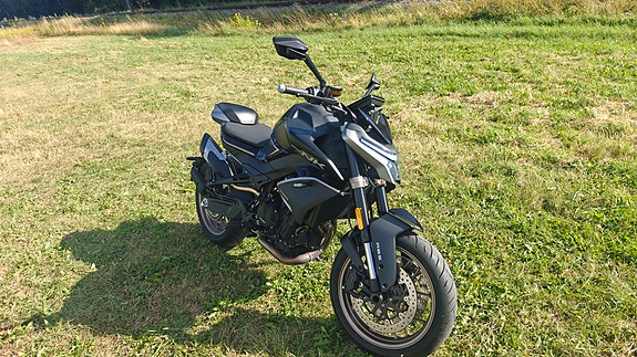 CFMOTO 800NK 5 of 6