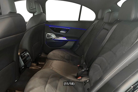 Mercedes-Benz E300 de 7 of 10