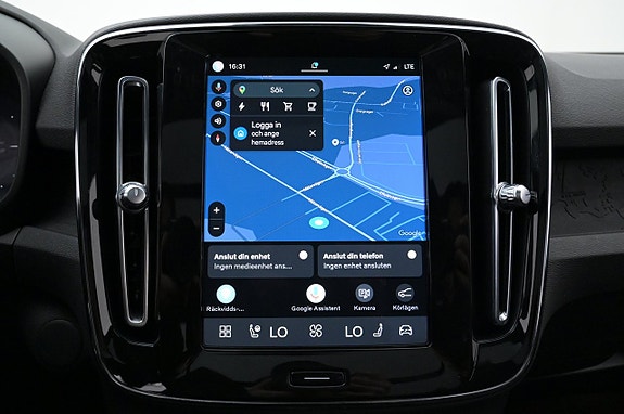 Volvo XC40 11 of 27