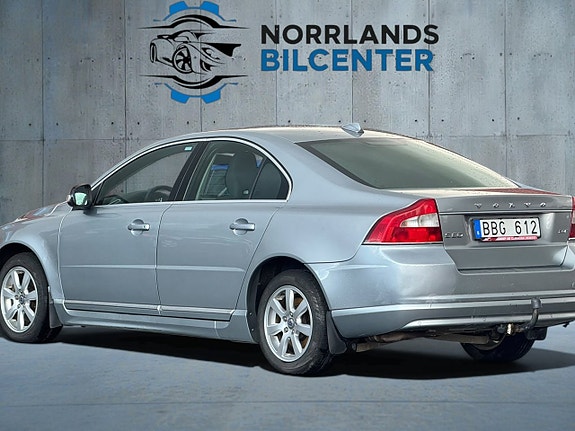 Volvo S80 3 of 14