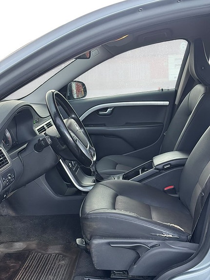Volvo S80 11 of 14