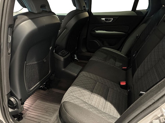 Volvo V60 6 of 18