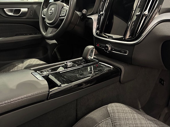 Volvo V60 17 of 18