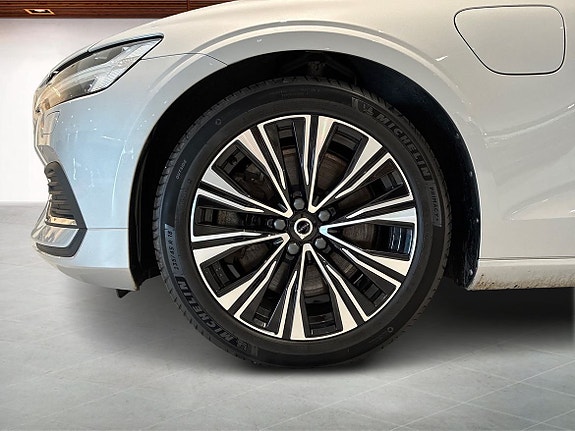 Volvo V60 9 of 18