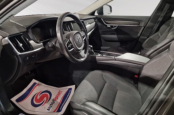 Volvo V90 Cross Country 7 of 14