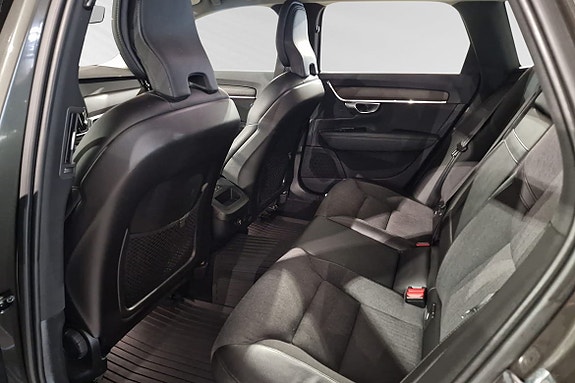 Volvo V90 Cross Country 13 of 14