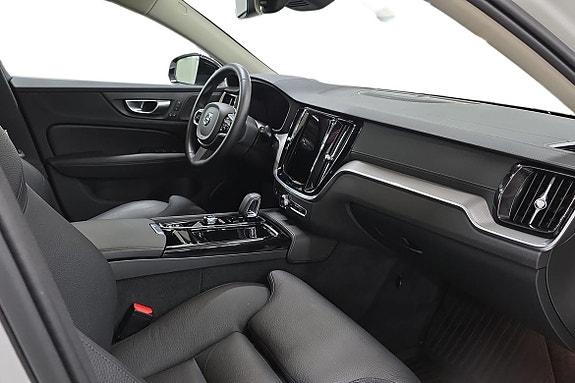 Volvo V60 7 of 25