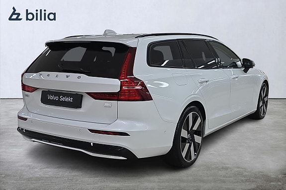 Volvo V60 19 of 25