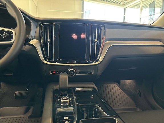 Volvo V60 13 of 14
