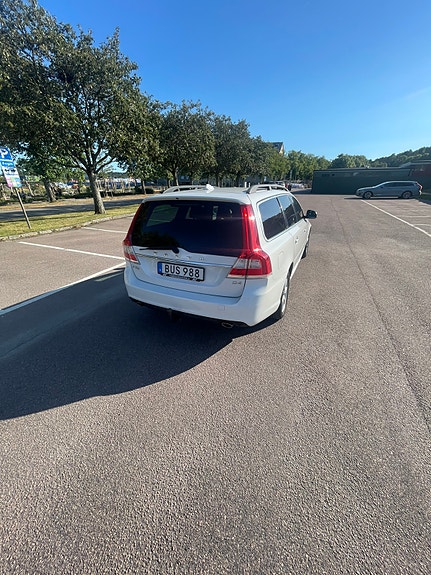 Volvo V70 5 of 5