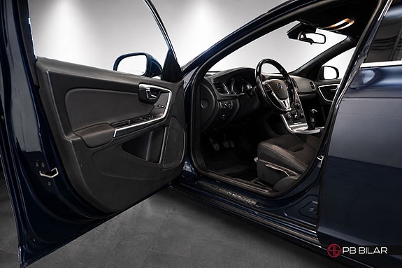 Volvo V60 8 of 22