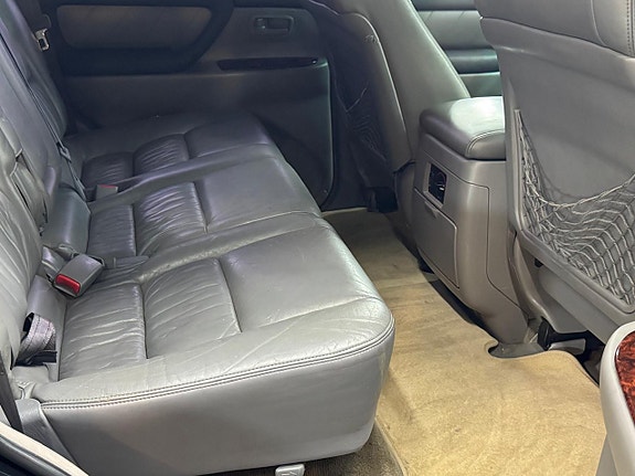 Toyota Land Cruiser 20 of 23