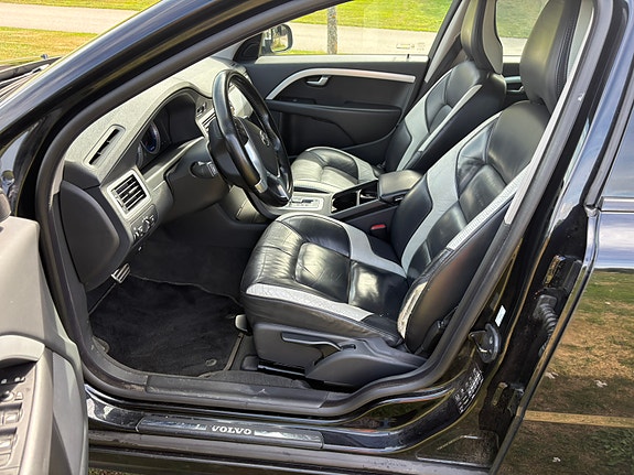 Volvo V70 15 of 15