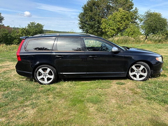 Volvo V70 5 of 15