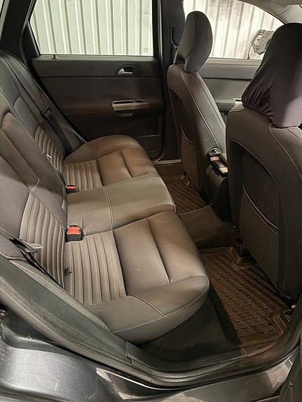 Volvo V50 9 of 9