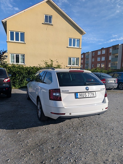 Skoda Octavia 4 of 6