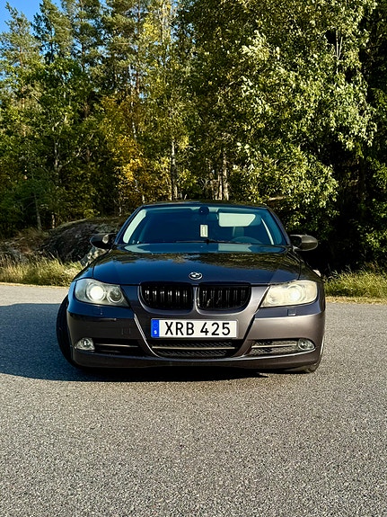 BMW 325i 9 of 9