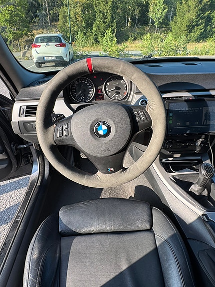 BMW 325i 5 of 9