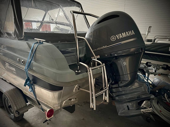 Yamarin Cross 64 BR + Yamaha F150 (2016) 11 of 12