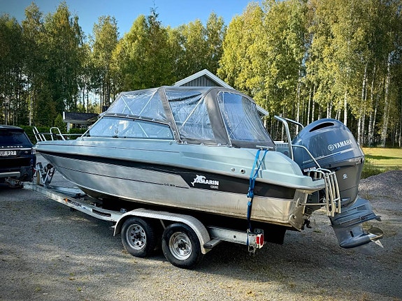 Yamarin Cross 64 BR + Yamaha F150 (2016) 3 of 12