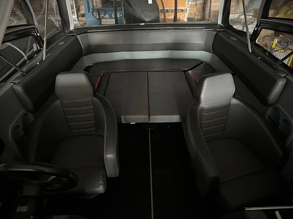 Yamarin Cross 64 BR + Yamaha F150 (2016) 7 of 12