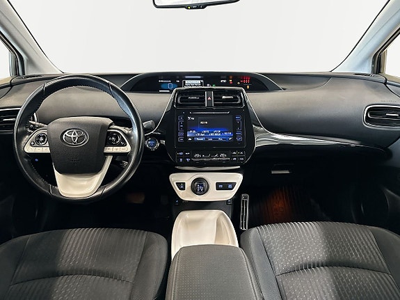 Toyota Prius 18 of 23